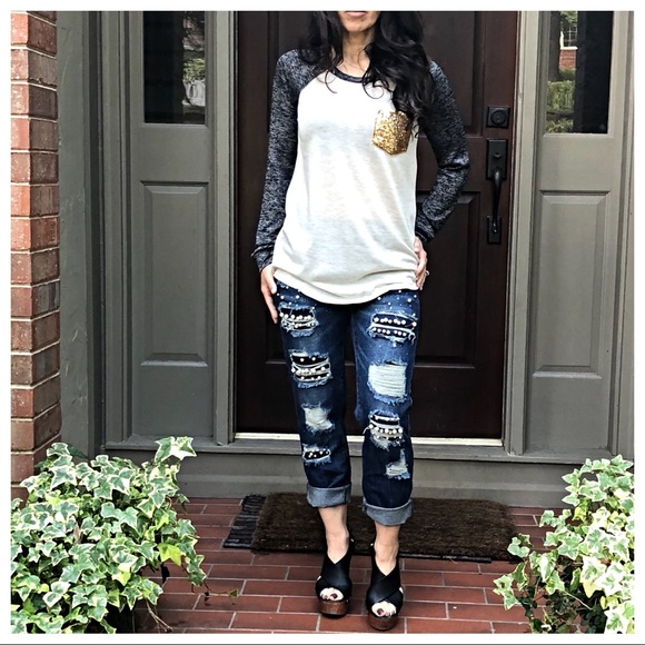 ✨LAST ONE✨Raglan sequins pocket long sleeves top - Picture 2 of 7